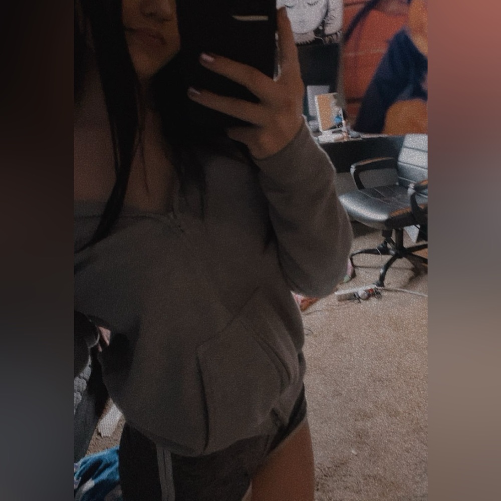 grey zip up jacket